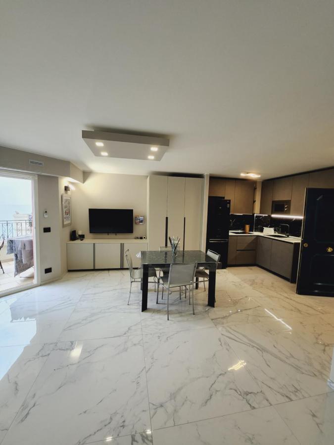 Exclusive Panoramic Sea View In Victoria Beach Menton Exterior photo